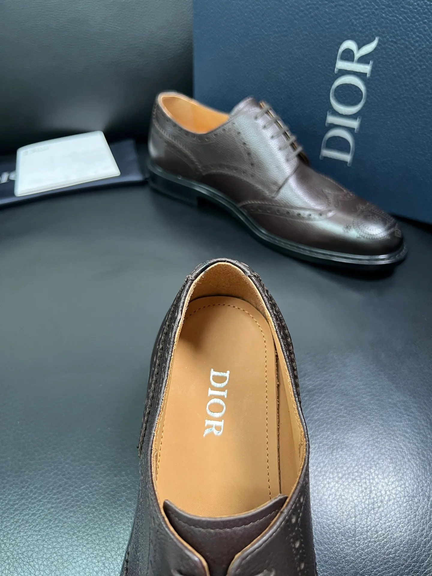 Men's shoes 💰940 Dior top purchasing agent, synchronized with Dior counters, original factory configuration, imported Italian cowhide, fully imported water-dyed cowhide lining, sole: original factory special supply, original sole super comfortable, original factory follow-up order 🔍🔍High quality, welcome to compare, code number 39-44 (can be ordered 38 45 46) 85868
